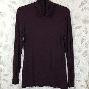 Banana Republic Long sleeve Burgundy Turtleneck L